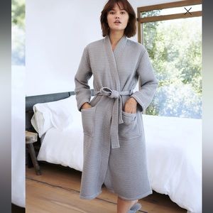 Quince Organic Turkish Waffle Robe size S